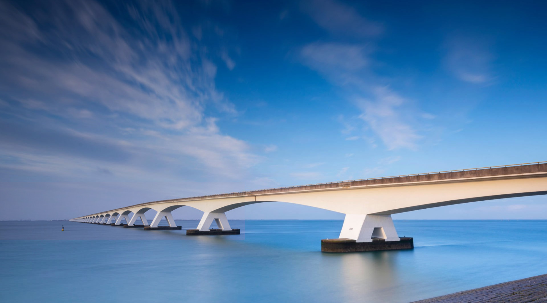 <b>经</b>世致用<span><b>天</b>启未来</span>